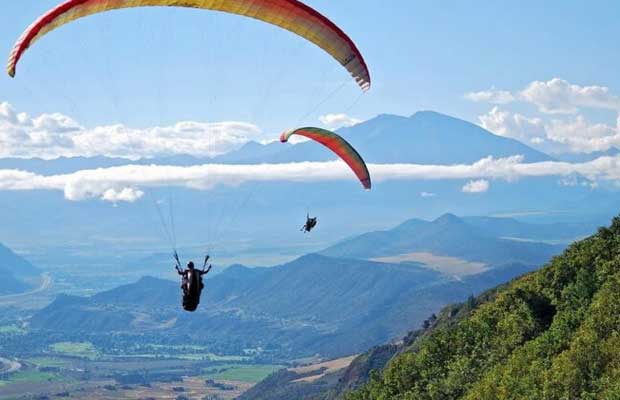 Best Place for Paragliding in Himachal Pradesh