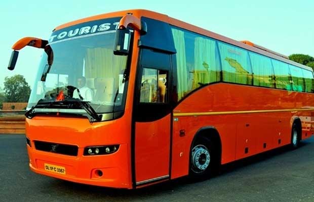 Must haves on the Volvo bus from Delhi to Manali