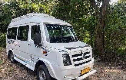 Tempo Traveller in Dharamshala