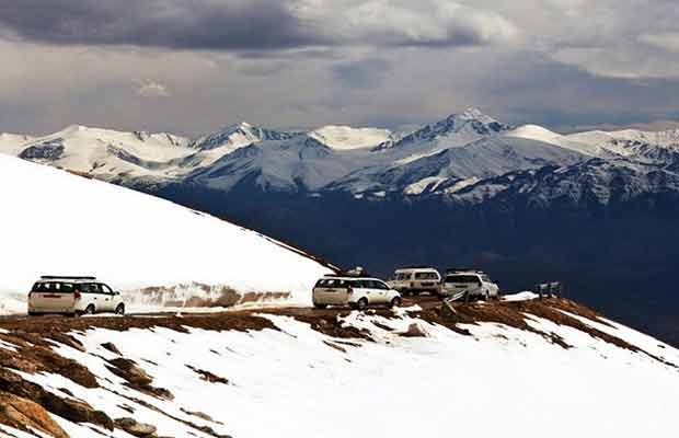 Manali to Chandigarh Taxi