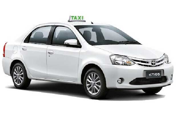 Dharamshala to Delhi Taxi